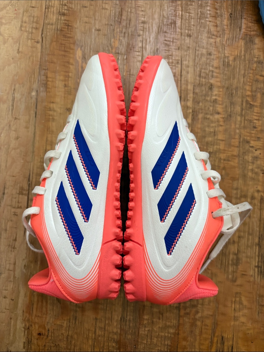 ADIDDAS COPA PURE 3 CLUB TURF CLEATS  size 2.5